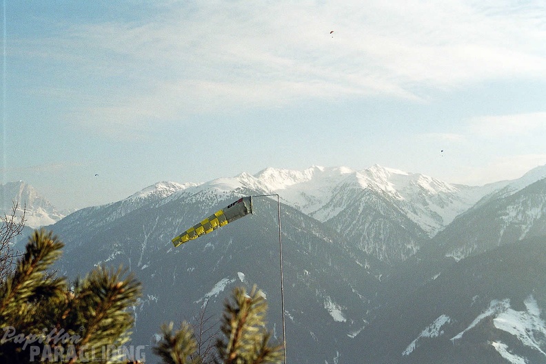 2006_D03.06_Paragliding_Dolomiten_005.jpg