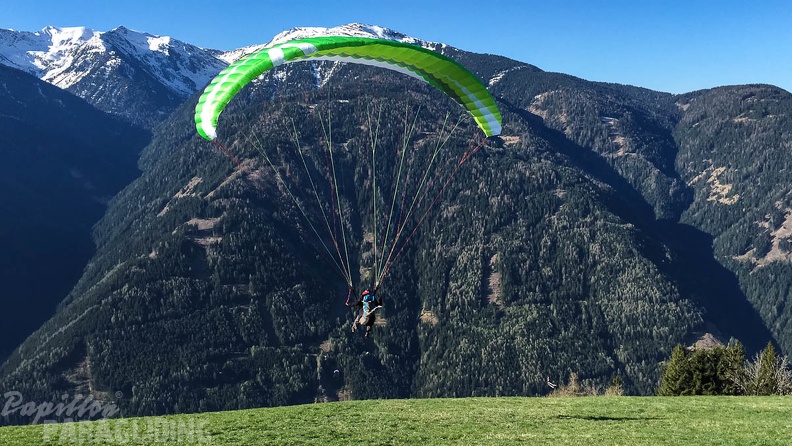 DH17_15_Luesen-Paragliding-274.jpg