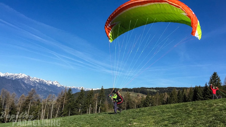 DH17_15_Luesen-Paragliding-611.jpg