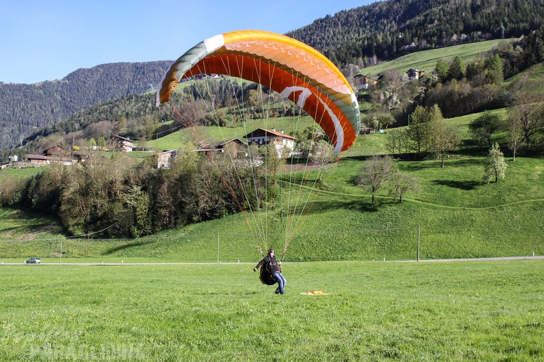 DH18 15 Luesen-Paragliding-228