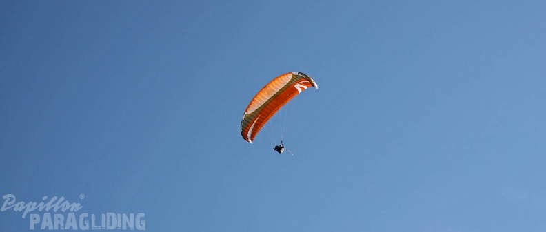 DH18 15 Luesen-Paragliding-304