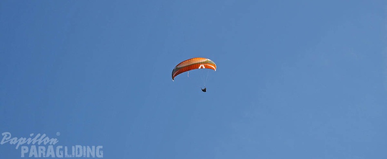 DH18 15 Luesen-Paragliding-394