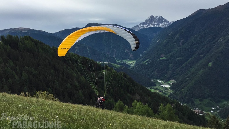 Luesen Paragliding-DH22 15-1061