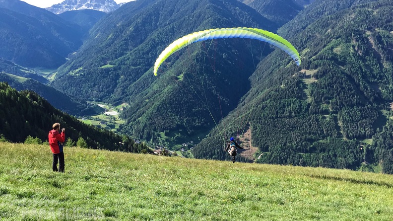 Luesen Paragliding-DH22 15-1154