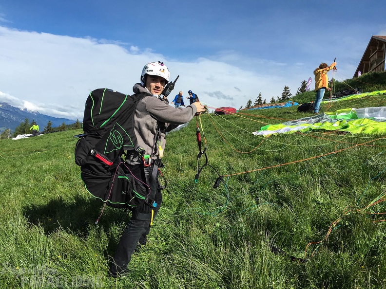 Luesen Paragliding-DH22 15-1165