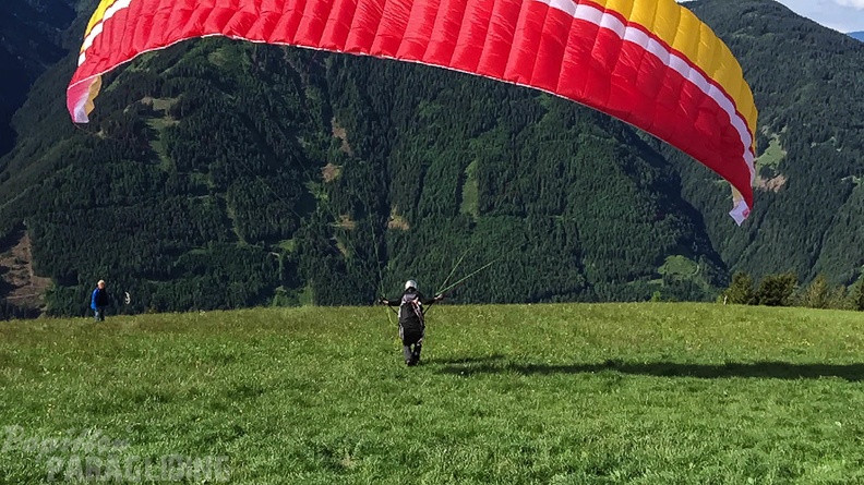 Luesen Paragliding-DH22 15-1214