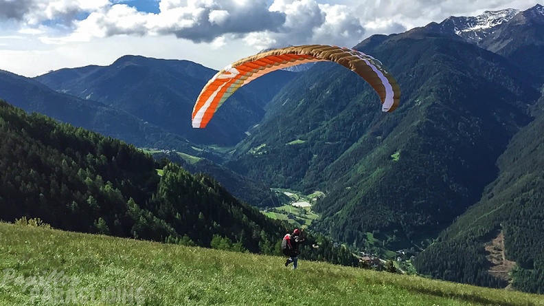 Luesen Paragliding-DH22 15-1219