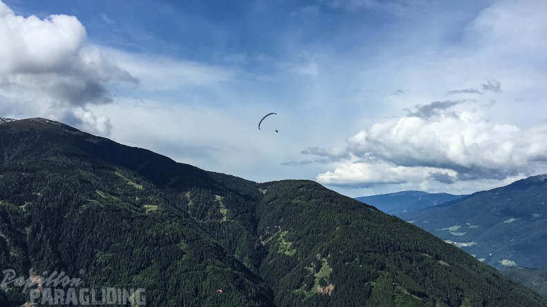 Luesen Paragliding-DH22 15-1242