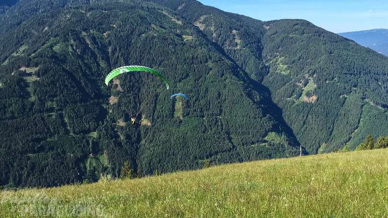 Luesen Paragliding-DH22 15-1584