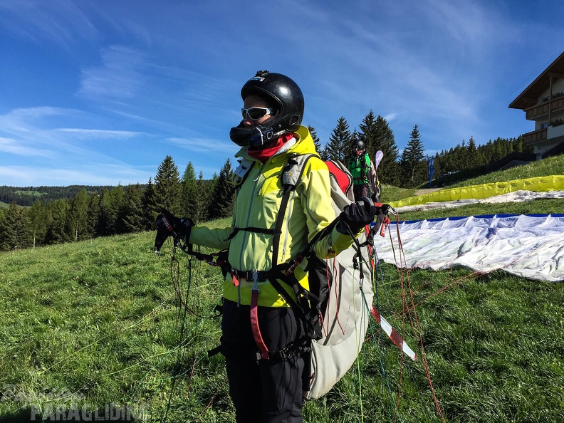 Luesen Paragliding-DH22 15-1631