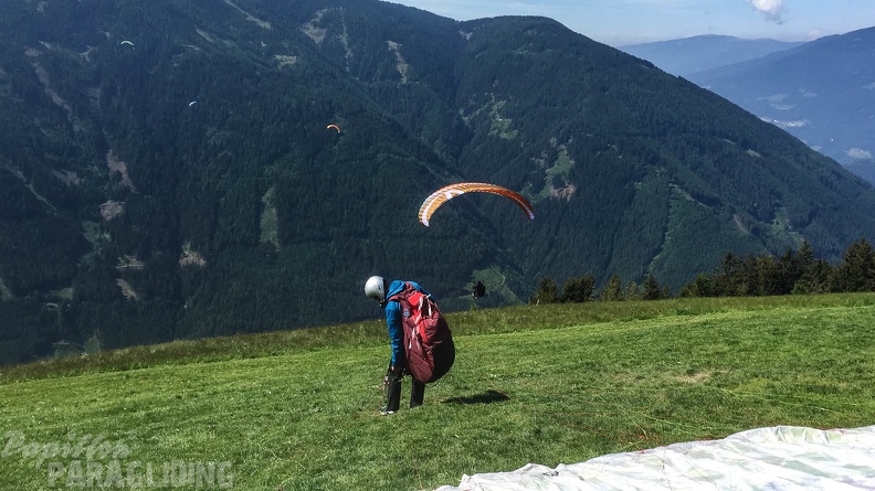 Luesen Paragliding-DH22 15-2115