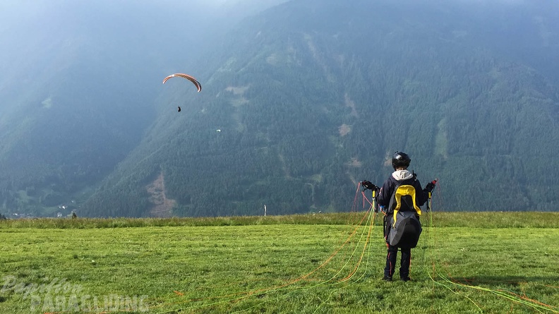 Luesen Paragliding-DH22 15-2257