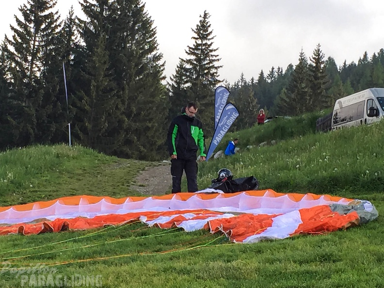 Luesen Paragliding-DH22 15-2614