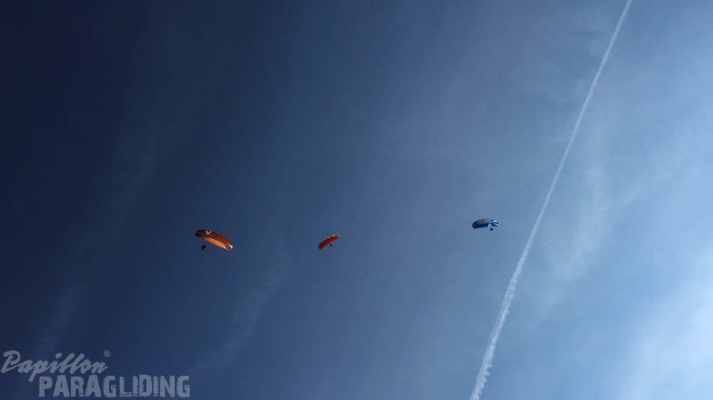 Luesen Paragliding-DH22 15-2706