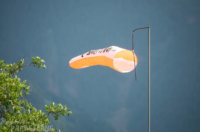Luesen Paragliding DH25 15-1002