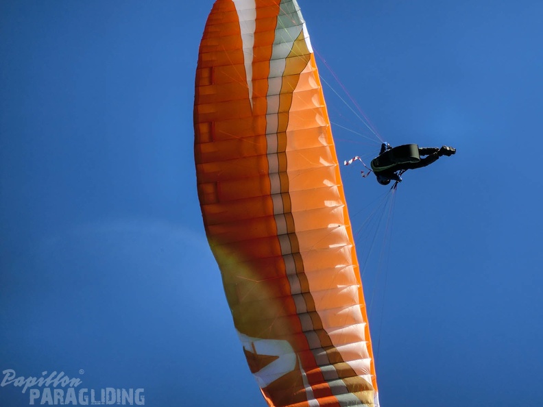 Luesen_Paragliding-DH27_15-125.jpg