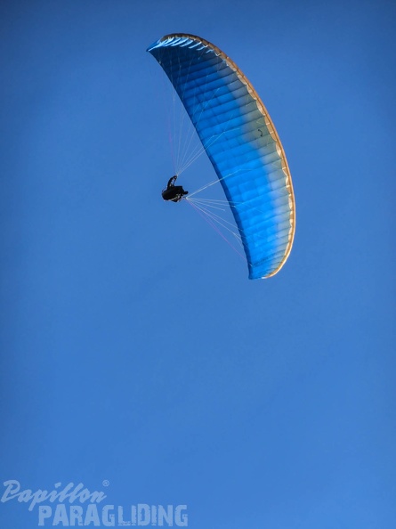 Luesen_Paragliding-DH27_15-136.jpg