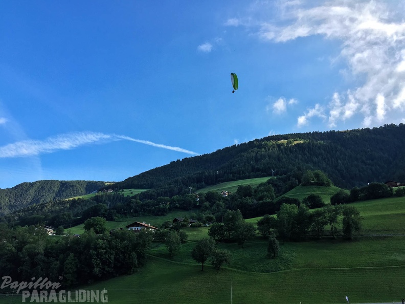 Luesen_Paragliding-DH27_15-268.jpg