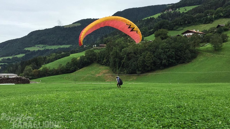 Luesen_DT34.15_Paragliding-1505.jpg