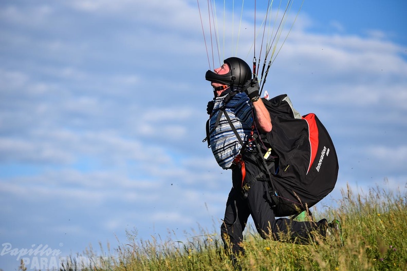 DH35.16-Luesen Paragliding-1234