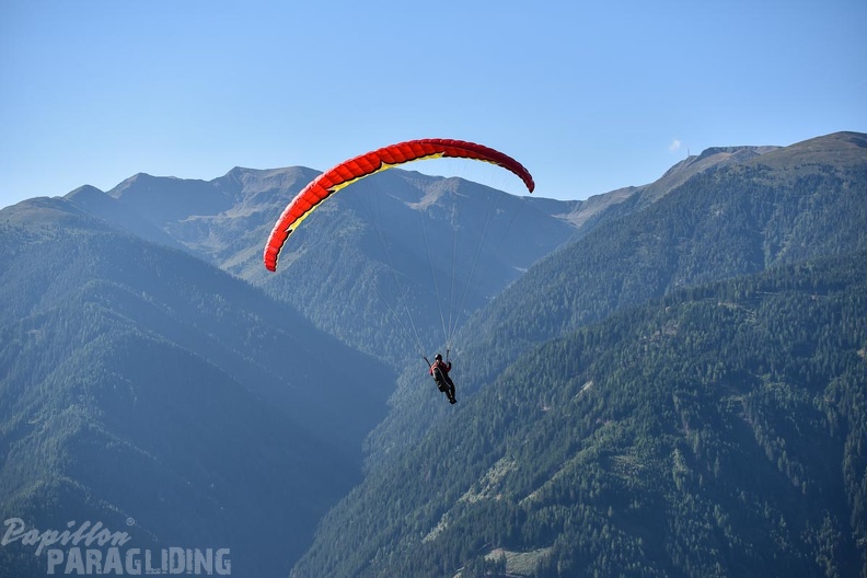 DH35.16-Luesen Paragliding-1334