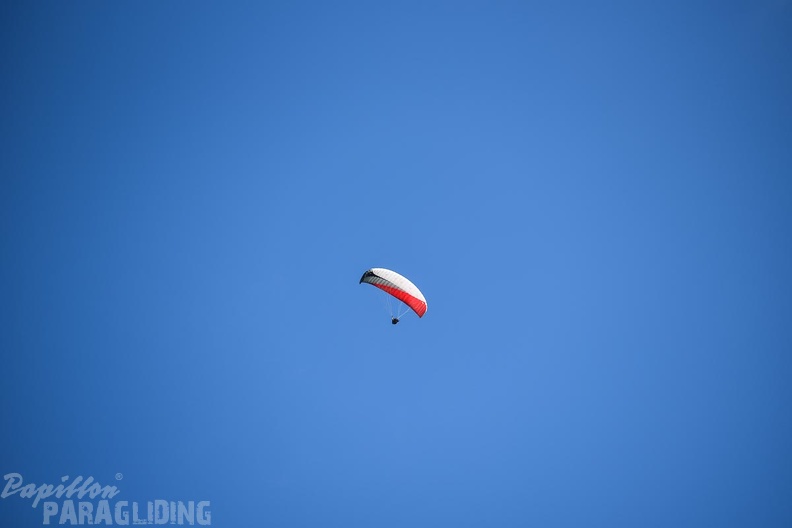 DH35.16-Luesen Paragliding-1375