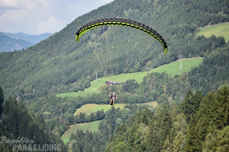 DH35.16-Luesen Paragliding-1421