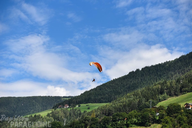 DH35.16-Luesen_Paragliding-1456.jpg