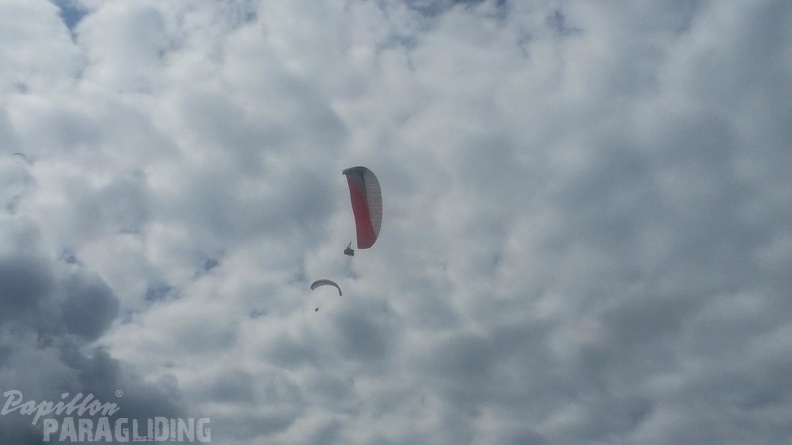DH35.16-Luesen_Paragliding-1490.jpg