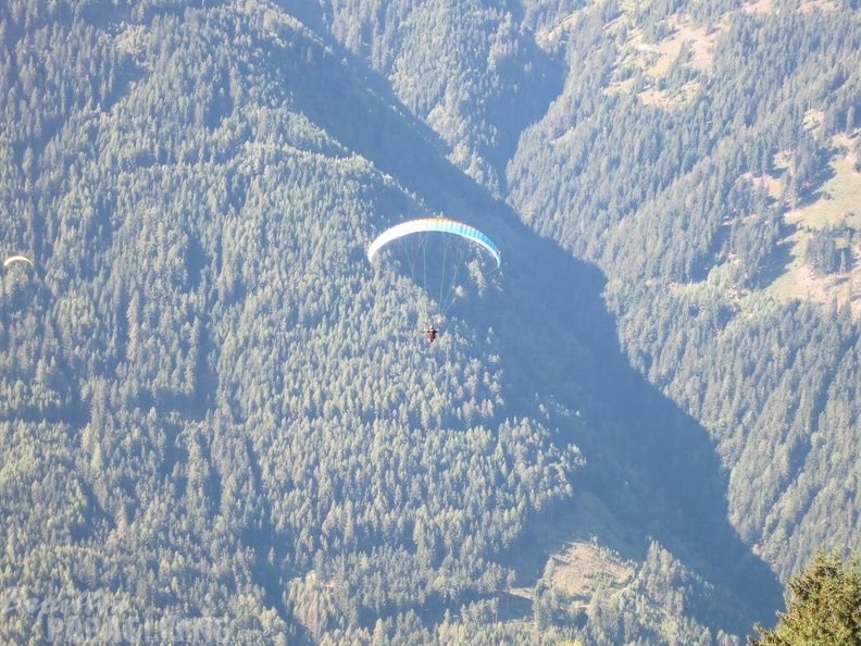 DH35.16-Luesen_Paragliding-1550.jpg
