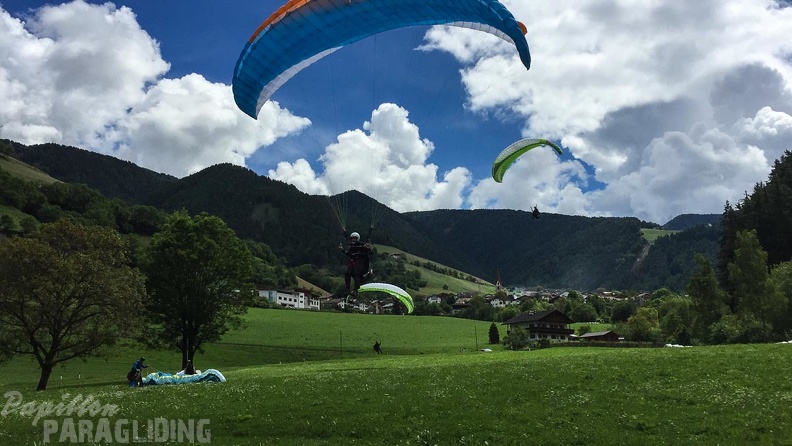 DT24.16-Paragliding-Luesen-1081