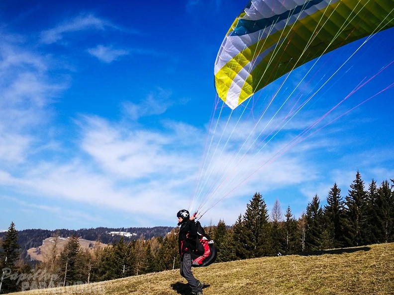 DH11.17 Luesen-Paragliding-138