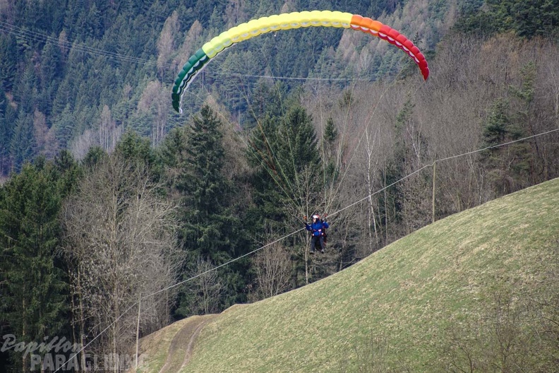 DH11.17 Luesen-Paragliding-265