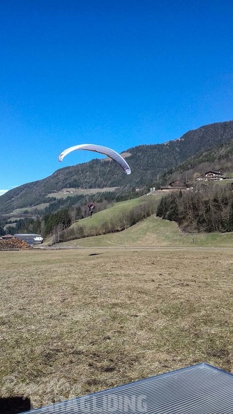 DH11.17_Luesen-Paragliding-303.jpg