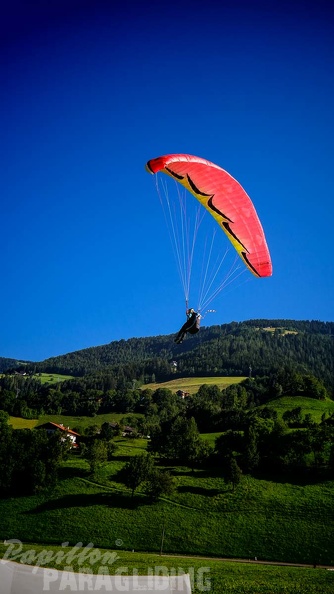 DH27.17_Luesen-Paragliding-110.jpg