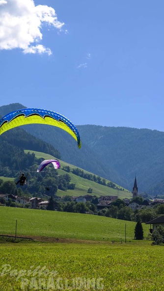 DH27.17_Luesen-Paragliding-134.jpg