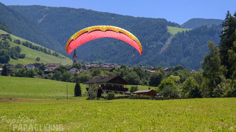 DH27.17_Luesen-Paragliding-159.jpg