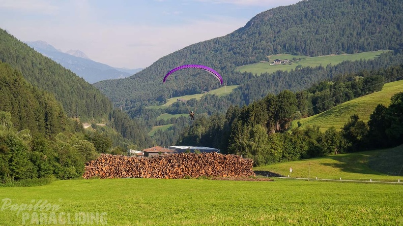 DH27.17_Luesen-Paragliding-191.jpg
