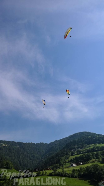 DH27.17 Luesen-Paragliding-267