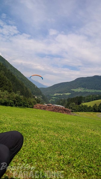 DH27.17_Luesen-Paragliding-272.jpg
