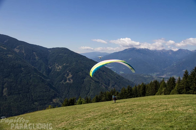 DH34.17_Luesen-Paragliding-105.jpg