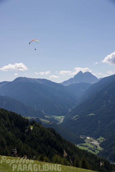 DH34.17_Luesen-Paragliding-142.jpg