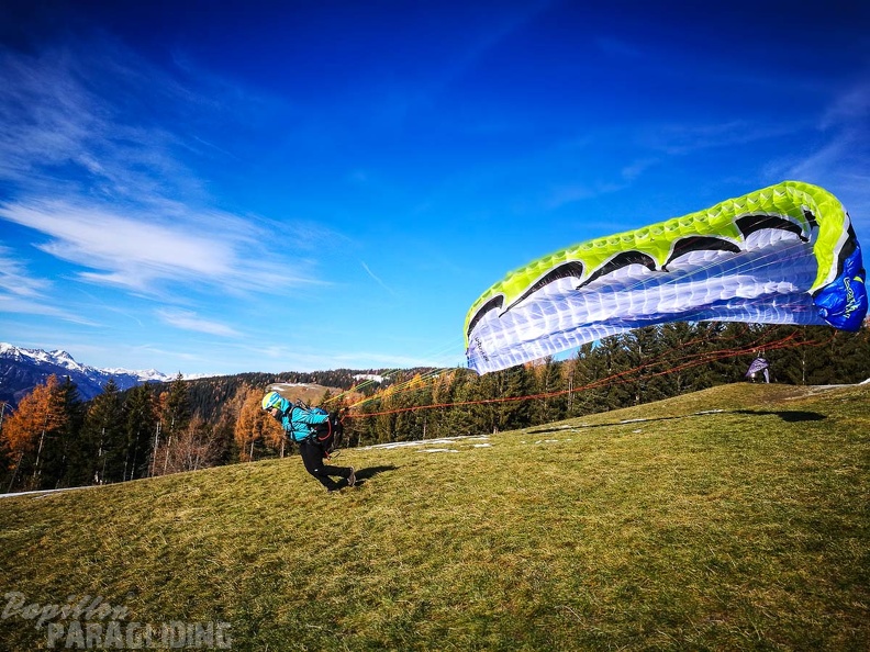 DH47.17-Luesen_Paragliding-191.jpg