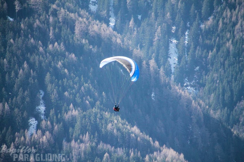 DH12.18 Luesen-Paragliding-158