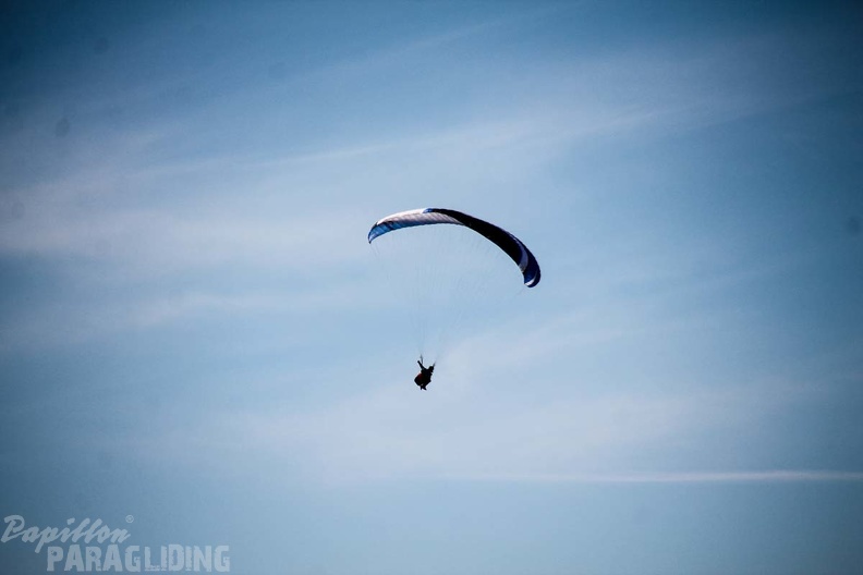 DH12.18 Luesen-Paragliding-171
