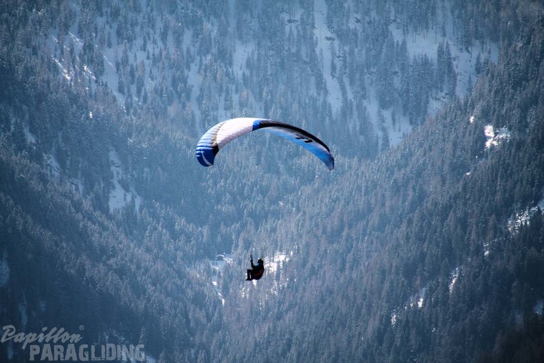 DH12.18 Luesen-Paragliding-245