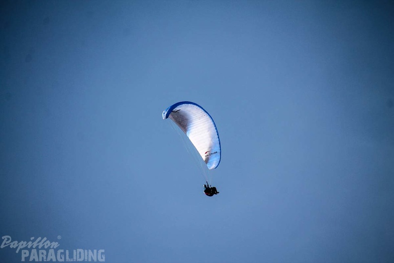 DH12.18 Luesen-Paragliding-297