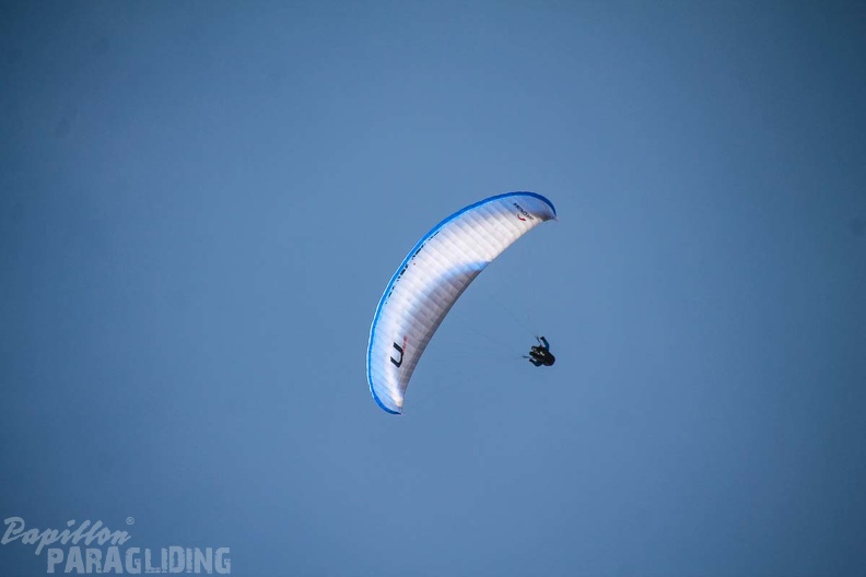 DH12.18 Luesen-Paragliding-302