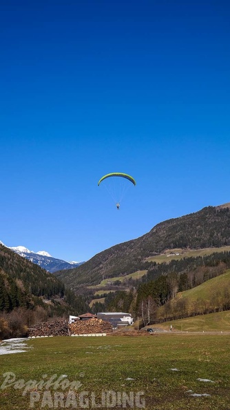 DH12.18 Luesen-Paragliding-542