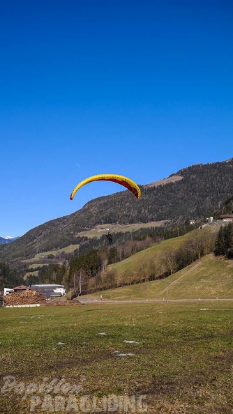 DH12.18 Luesen-Paragliding-546